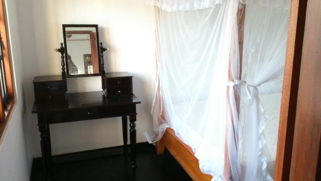 Sunstyle Mirissa Guest House Kamer foto