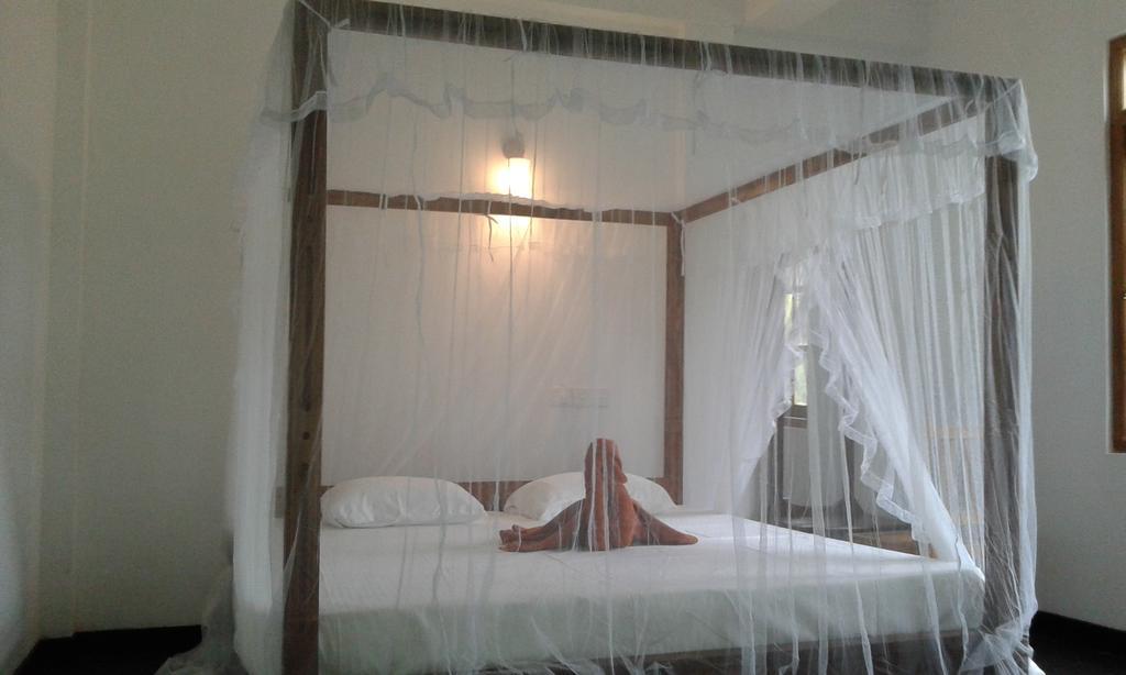 Sunstyle Mirissa Guest House Buitenkant foto